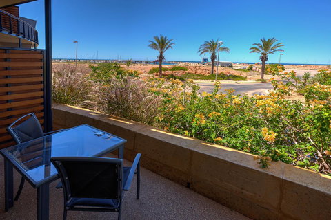 Mantarays Ningaloo Beach Resort - Foster Accommodation 17