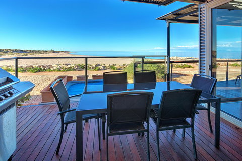 Mantarays Ningaloo Beach Resort - Foster Accommodation 6
