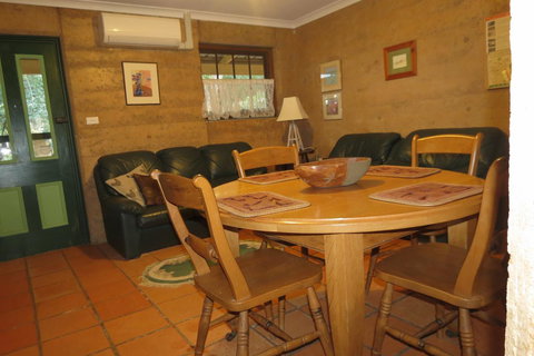 Bentwood Olive Grove Accommodation - Foster Accommodation 14