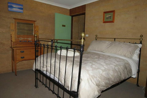 Bentwood Olive Grove Accommodation - Foster Accommodation 16