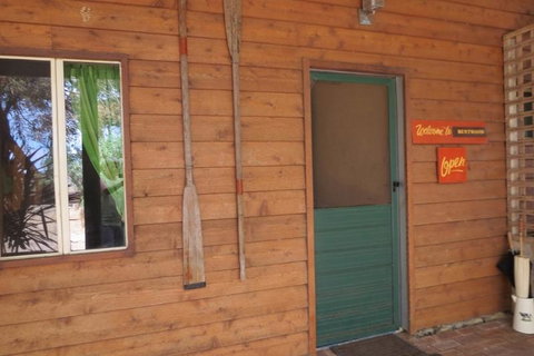 Bentwood Olive Grove Accommodation - Foster Accommodation 12