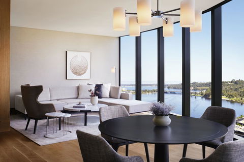 The Ritz-Carlton, Perth - Foster Accommodation 12