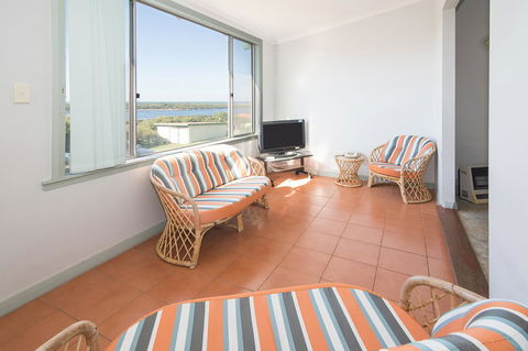 Augusta Hotel Motel - Foster Accommodation 3