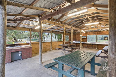 Gracetown Caravan Park - Foster Accommodation 2