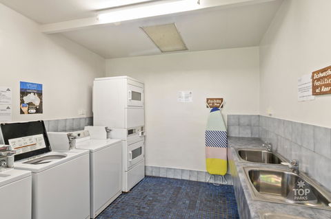 Gracetown Caravan Park - Foster Accommodation 4