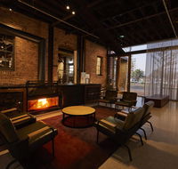 The Premier Mill Hotel - Foster Accommodation