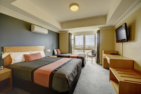 The Jetty Resort - Foster Accommodation 29