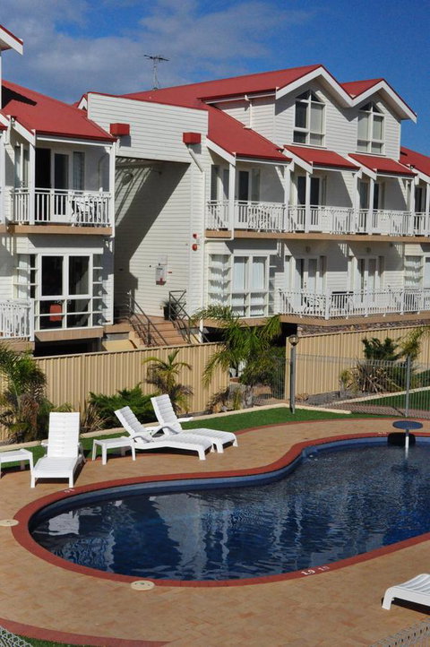 The Jetty Resort - Foster Accommodation 34