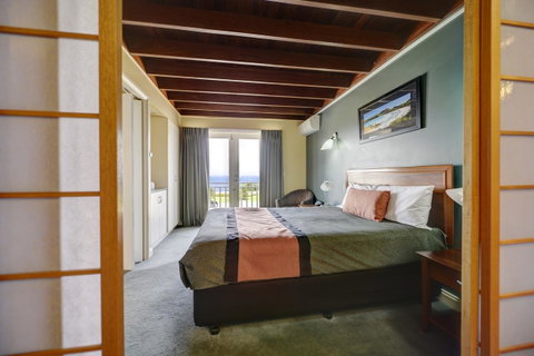 The Jetty Resort - Foster Accommodation 2