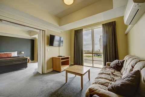 The Jetty Resort - Foster Accommodation 16
