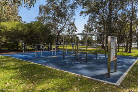 Ascot Quays Apartment 102 - Foster Accommodation 4