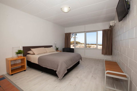 EUCLA MOTOR HOTEL - Foster Accommodation 26