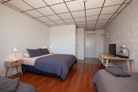 EUCLA MOTOR HOTEL - Foster Accommodation 3