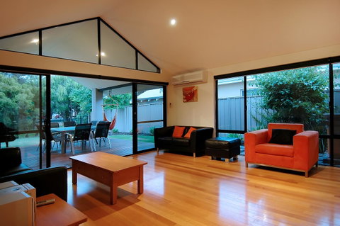 THE SANCTUARY LUXURY HOLIDAY HOME - Foster Accommodation 18