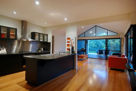 THE SANCTUARY LUXURY HOLIDAY HOME - Foster Accommodation 11