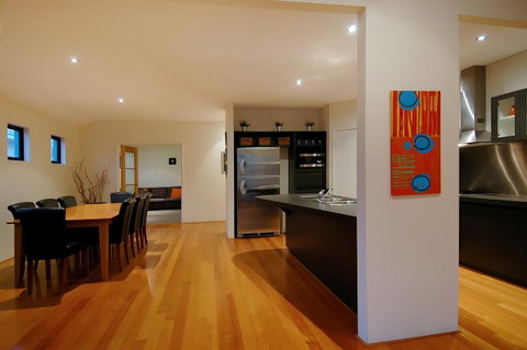 THE SANCTUARY LUXURY HOLIDAY HOME - Foster Accommodation 14
