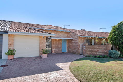 Applecross Village Residence - Foster Accommodation 30