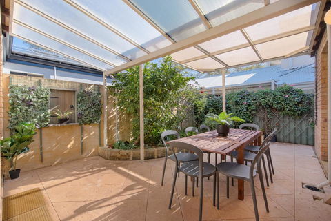 Applecross Village Residence - Foster Accommodation 25