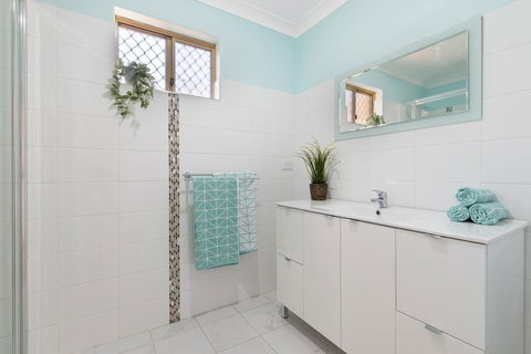 Applecross Village Residence - Foster Accommodation 22
