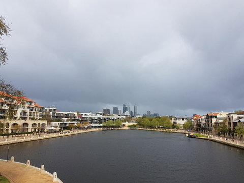 Como Executive Apartment - Foster Accommodation 38