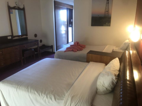 Kambalda Hotel - Foster Accommodation 17