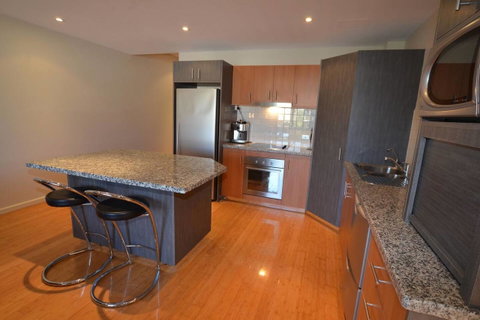 The Arcadia Apartment - Foster Accommodation 4
