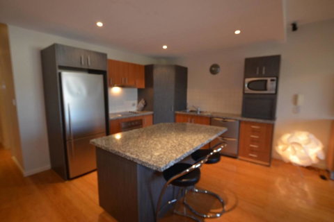 The Arcadia Apartment - Foster Accommodation 5