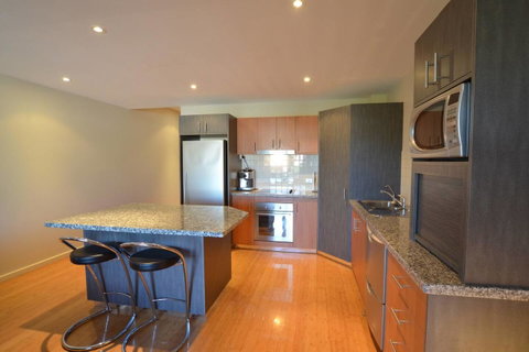 The Arcadia Apartment - Foster Accommodation 7