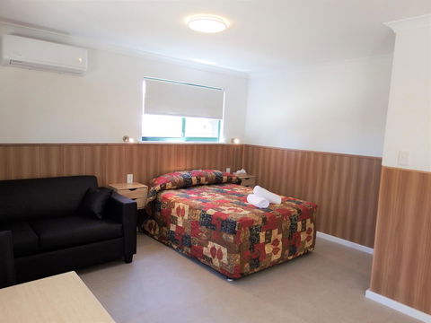 Australind Tourist Park - Foster Accommodation 6