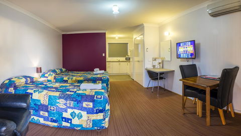 Australind Tourist Park - Foster Accommodation 12