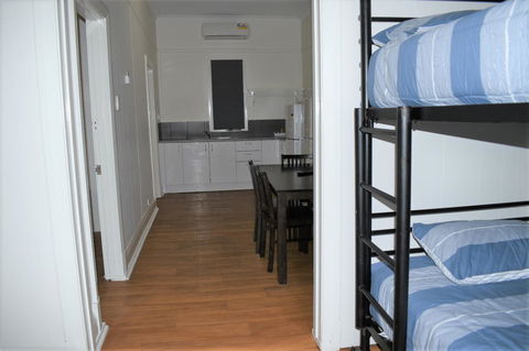 Australind Tourist Park - Foster Accommodation 3