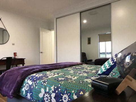 The Mains Guest House 2 Bedroom Farm Stay - Foster Accommodation 6