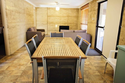 Hopetoun Motel & Chalet Village - Foster Accommodation 40
