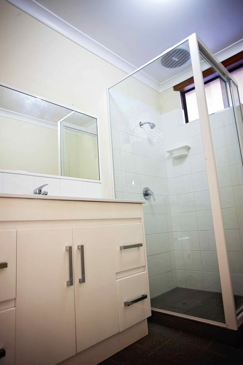 Hopetoun Motel & Chalet Village - Foster Accommodation 43