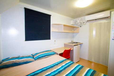 Meekatharra Accommodation Centre - Foster Accommodation 1