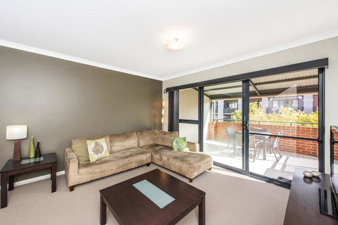 Subiaco Emporium Apartment - Foster Accommodation 13
