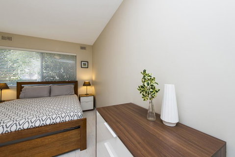 Townshend Rd - Foster Accommodation 23