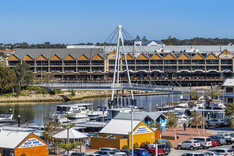 A 406 FANTASTIC OCEAN BEACH And MARINA VIEW APT - MANDURAH - Foster Accommodation 23