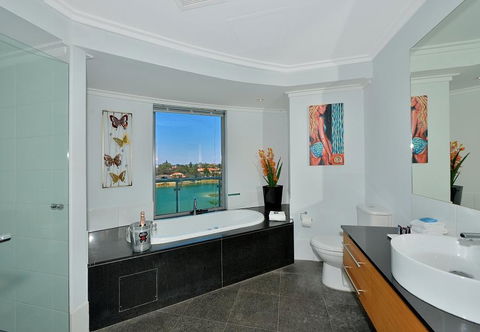 A 406 FANTASTIC OCEAN BEACH And MARINA VIEW APT - MANDURAH - Foster Accommodation 30