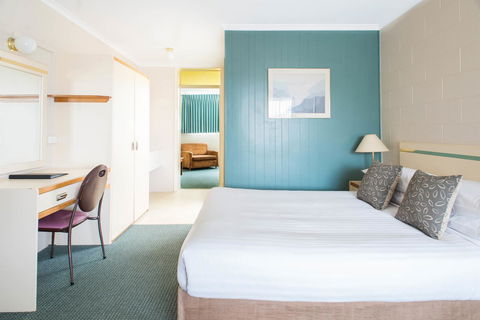 Comfort Inn Devonport - Foster Accommodation 18