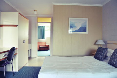 Comfort Inn Devonport - Foster Accommodation 38