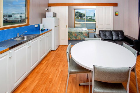 Discovery Parks - Devonport - Foster Accommodation 17