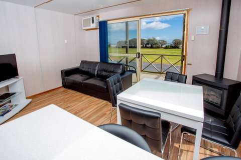 Discovery Parks - Devonport - Foster Accommodation 39