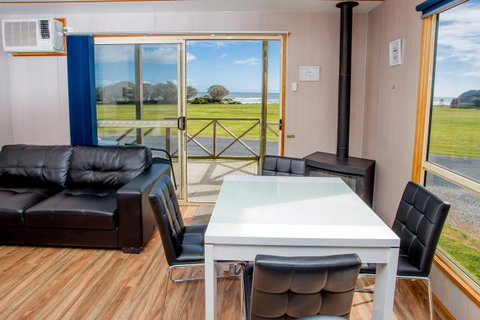 Discovery Parks - Devonport - Foster Accommodation 41