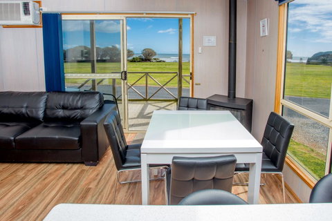 Discovery Parks - Devonport - Foster Accommodation 42