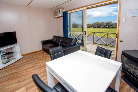 Discovery Parks - Devonport - Foster Accommodation 37