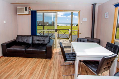 Discovery Parks - Devonport - Foster Accommodation 29