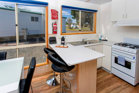 Discovery Parks - Devonport - Foster Accommodation 10