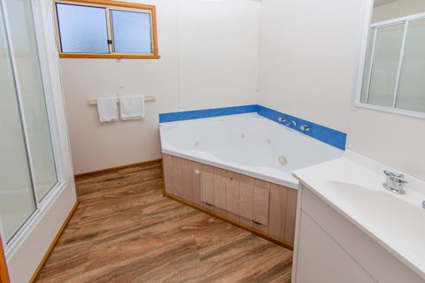 Discovery Parks - Devonport - Foster Accommodation 5