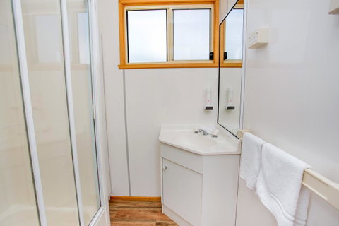 Discovery Parks - Devonport - Foster Accommodation 31
